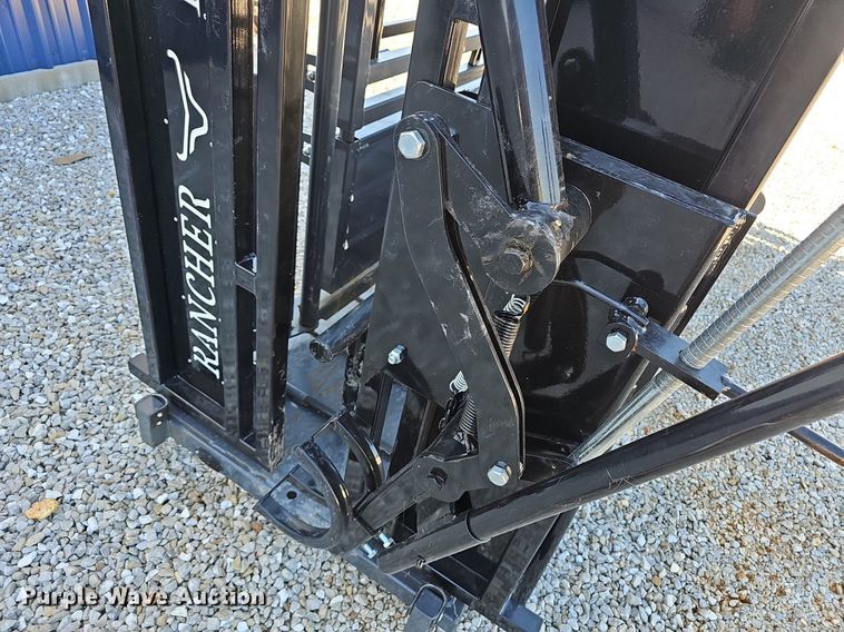 image for item EJ5759 2024 Rancher  livestock squeeze chute
