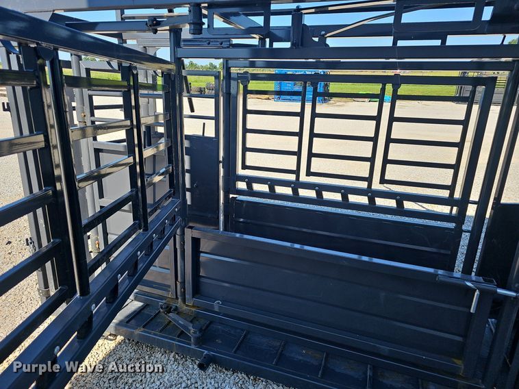 image for item EJ5759 2024 Rancher  livestock squeeze chute