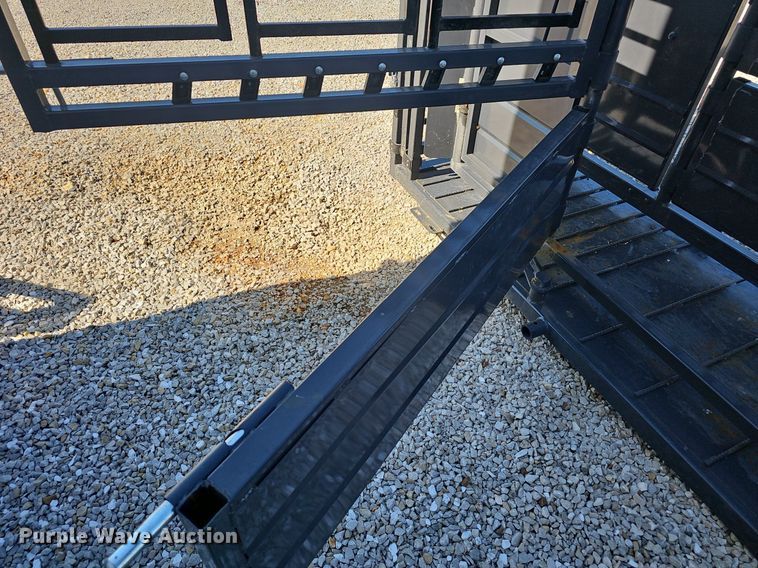 image for item EJ5759 2024 Rancher  livestock squeeze chute
