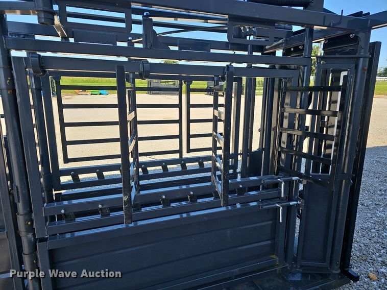 image for item EJ5759 2024 Rancher  livestock squeeze chute