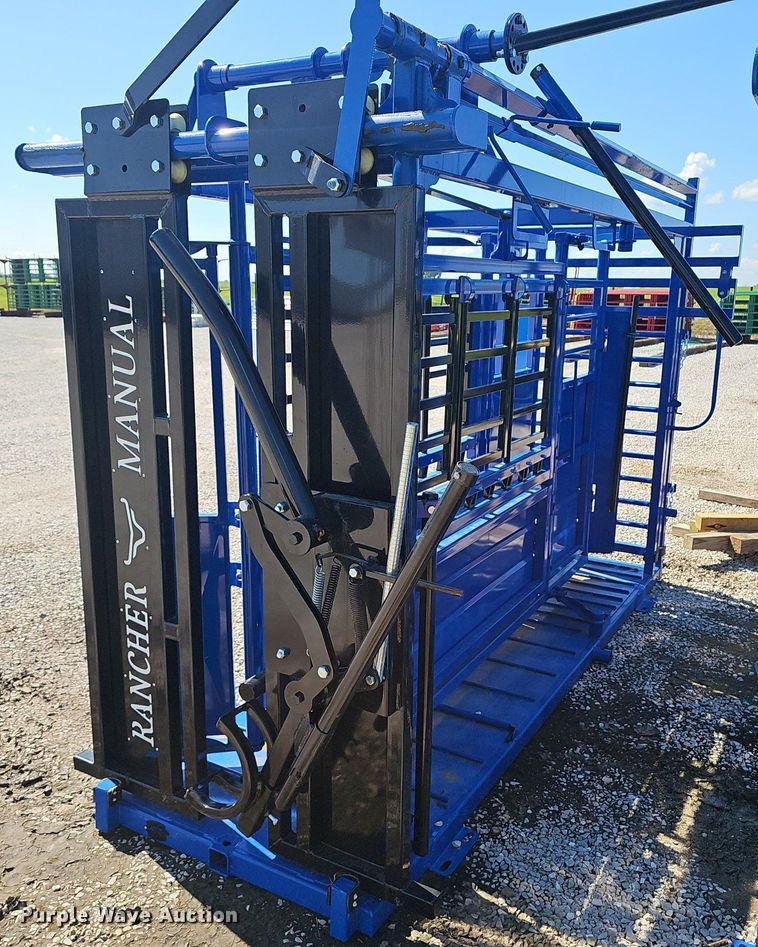 image for item EJ5760 2024 Rancher  livestock squeeze chute