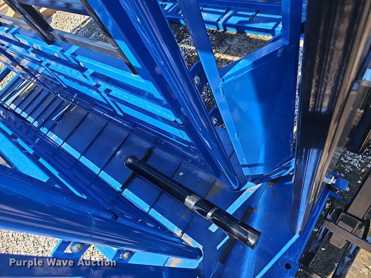 image for item EJ5760 2024 Rancher  livestock squeeze chute