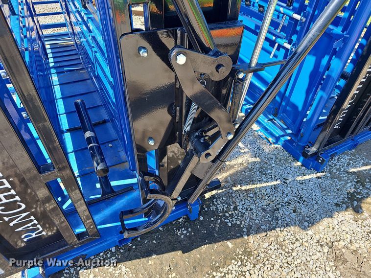 image for item EJ5760 2024 Rancher  livestock squeeze chute