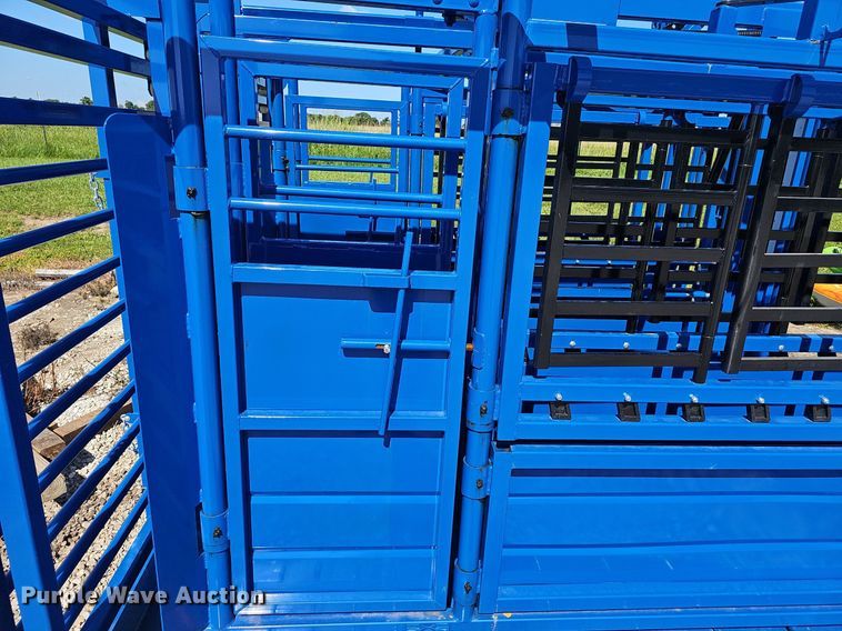 image for item EJ5760 2024 Rancher  livestock squeeze chute