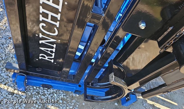 image for item EJ5761 2024 Rancher  livestock squeeze chute