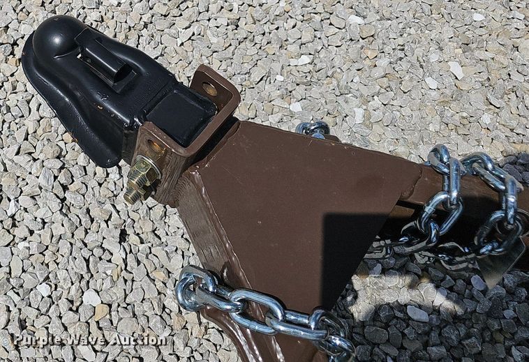 image for item EJ5762 2024 feed bin