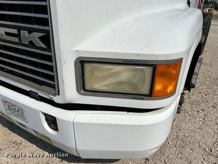 image for item EK4958 1995 Mack CH613 fertilizer delivery truck