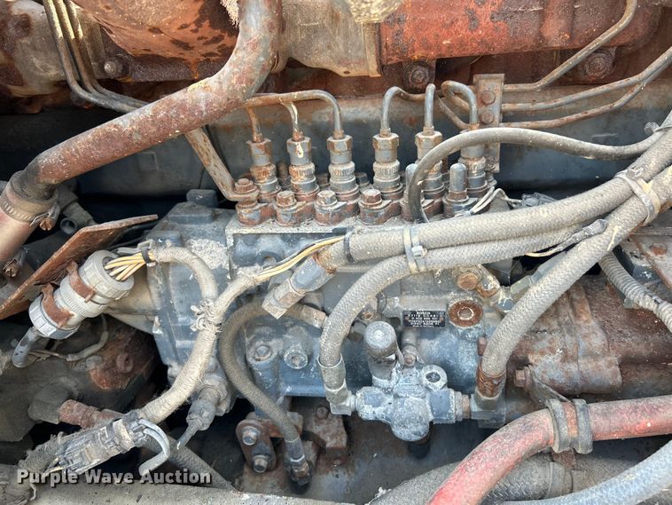 image for item EK4958 1995 Mack CH613 fertilizer delivery truck