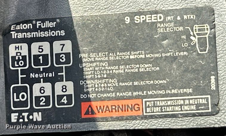 image for item EK4958 1995 Mack CH613 fertilizer delivery truck