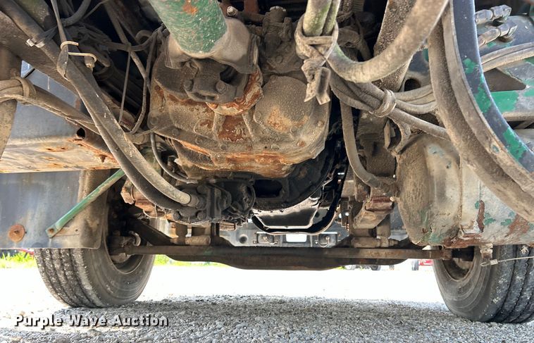 image for item EK4958 1995 Mack CH613 fertilizer delivery truck