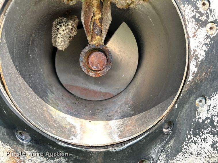 image for item EK4959 1991 International  9400 fertilizer delivery truck