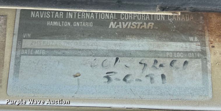 image for item EK4959 1991 International  9400 fertilizer delivery truck