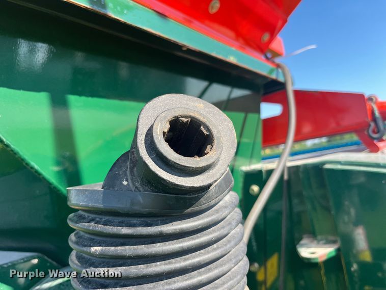 image for item EK8804 2020 Richiger R1090 grain bagger 