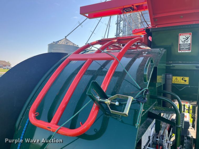 image for item EK8804 2020 Richiger R1090 grain bagger 