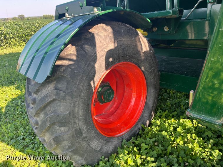 image for item EK8804 2020 Richiger R1090 grain bagger 