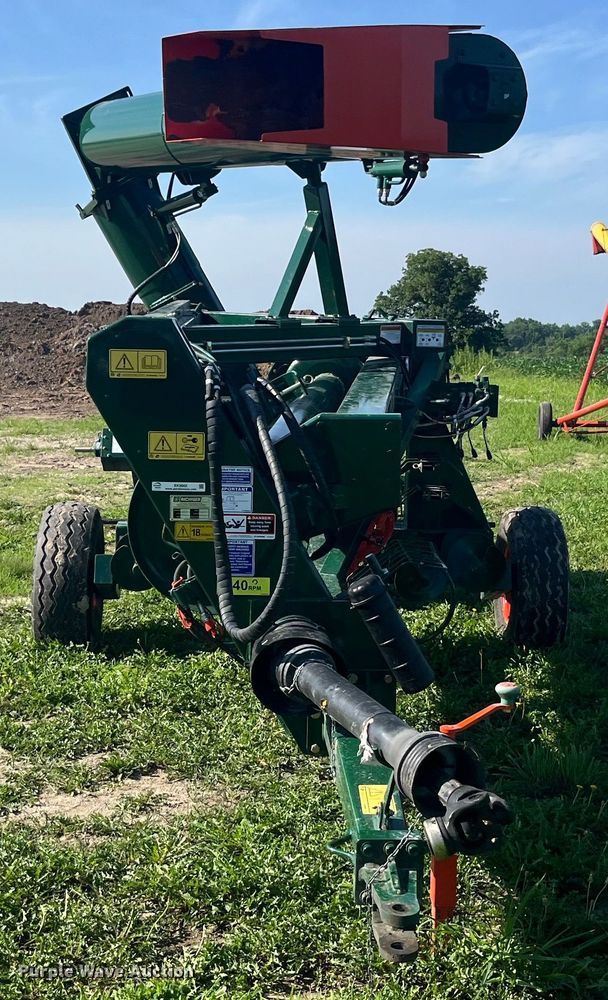 image for item EK8805 2022 Richiger EA910 grain bag unloader