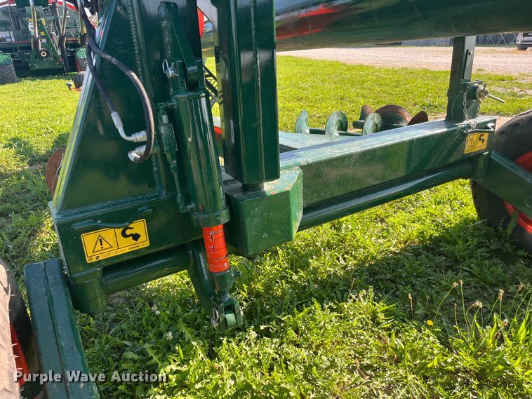 image for item EK8805 2022 Richiger EA910 grain bag unloader