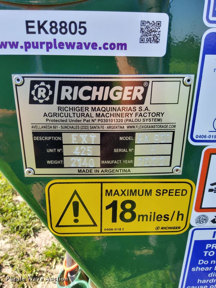 image for item EK8805 2022 Richiger EA910 grain bag unloader
