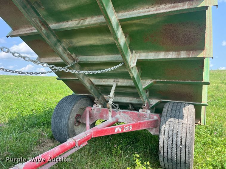 image for item EK8814 Gnuse silage dump wagon