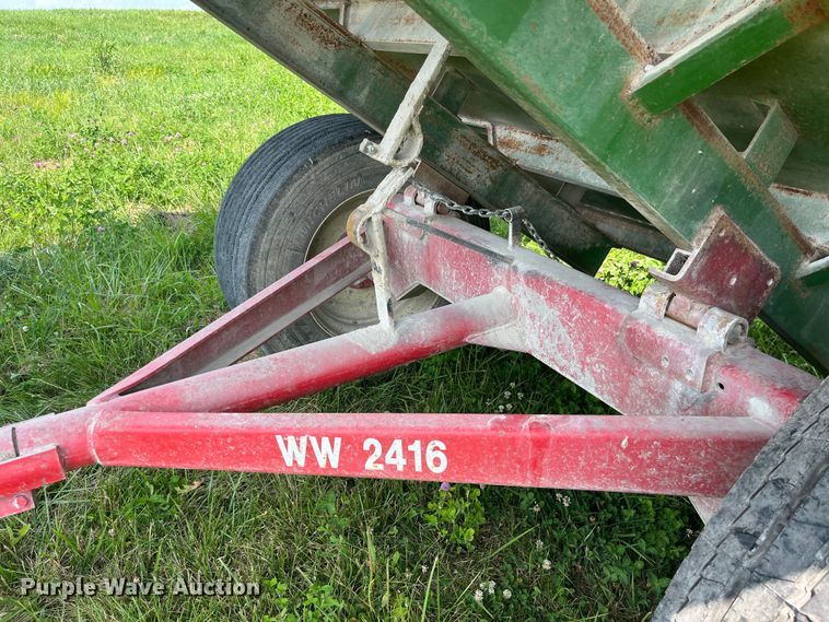 image for item EK8814 Gnuse silage dump wagon