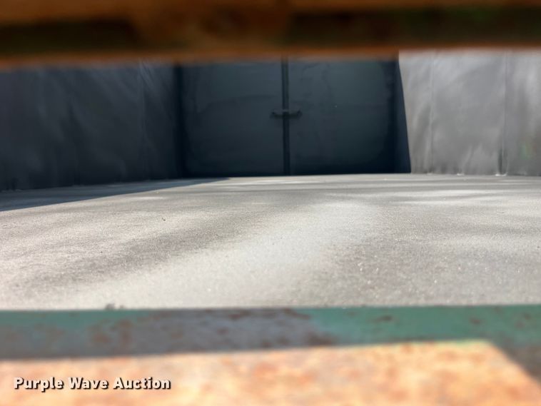 image for item EK8814 Gnuse silage dump wagon