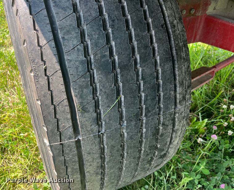 image for item EK8814 Gnuse silage dump wagon