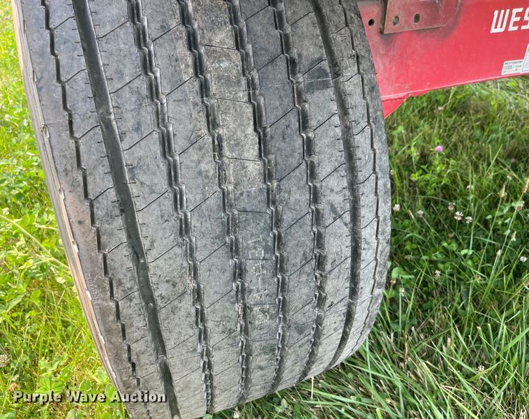 image for item EK8814 Gnuse silage dump wagon