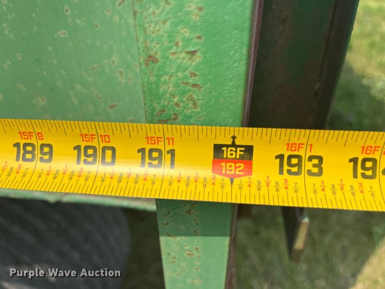 image for item EK8815 Gnuse silage dump wagon