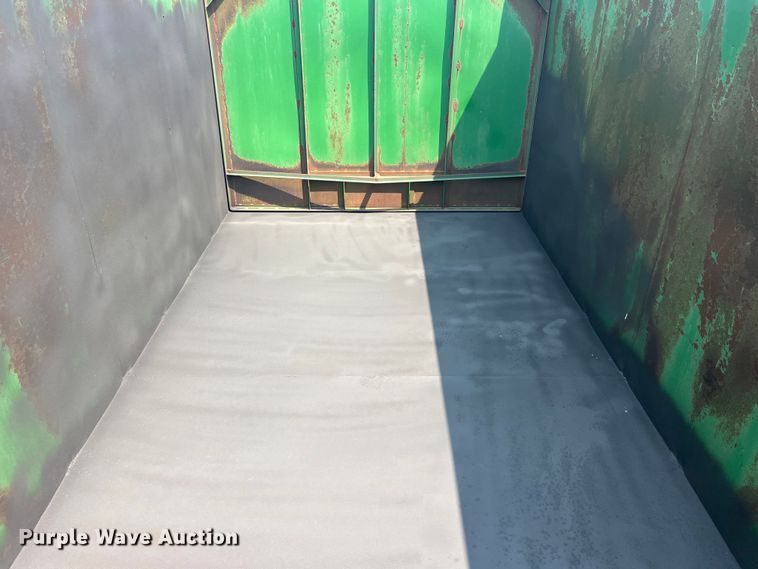 image for item EK8815 Gnuse silage dump wagon