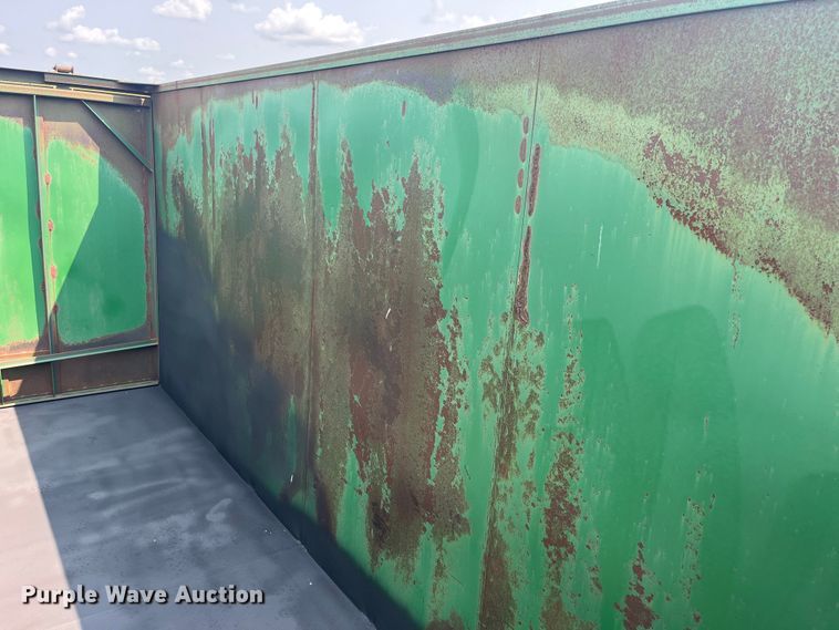 image for item EK8815 Gnuse silage dump wagon