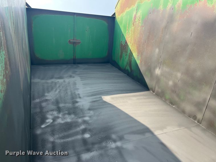 image for item EK8815 Gnuse silage dump wagon