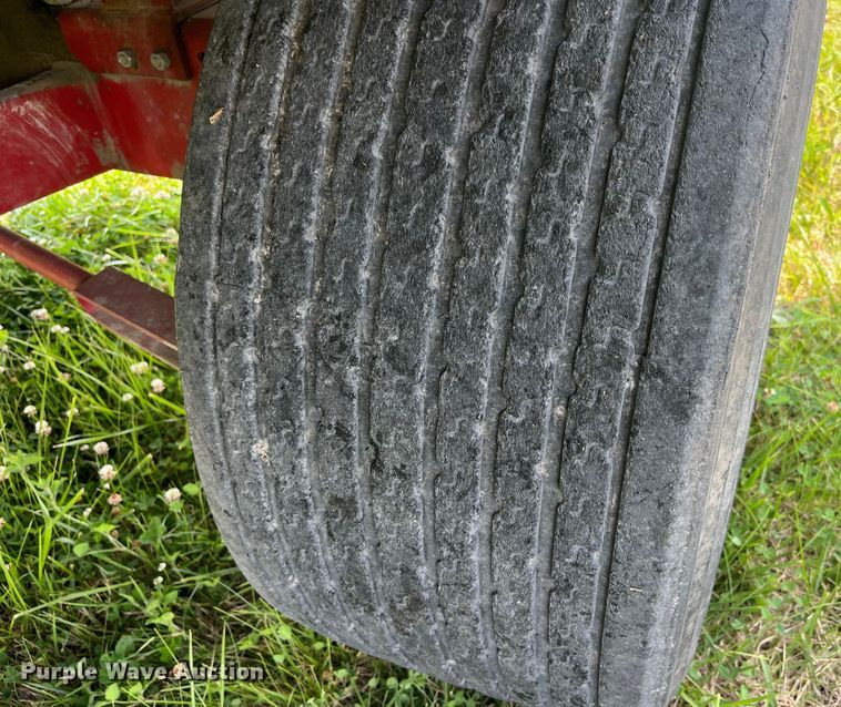 image for item EK8815 Gnuse silage dump wagon