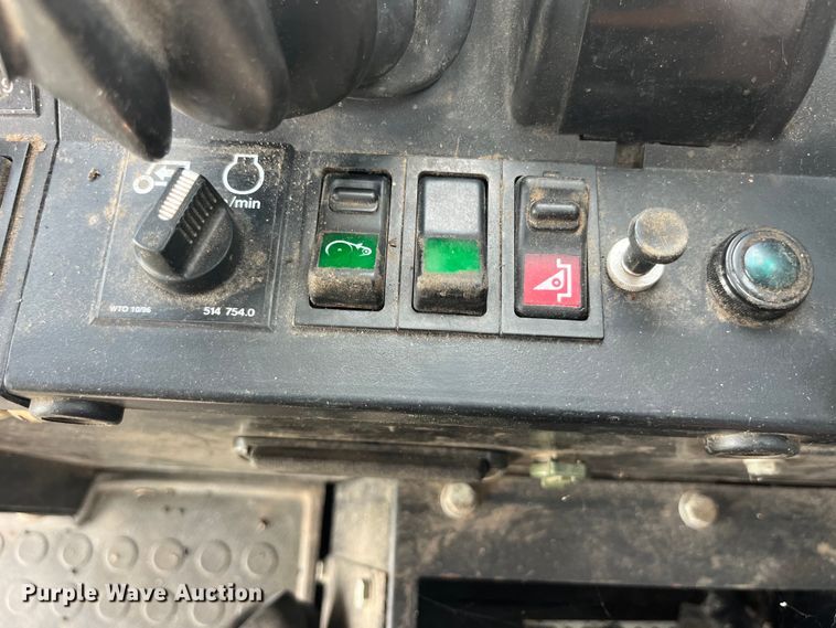 image for item EK8816 1998 Claas 840 Jaguar  forage harvester