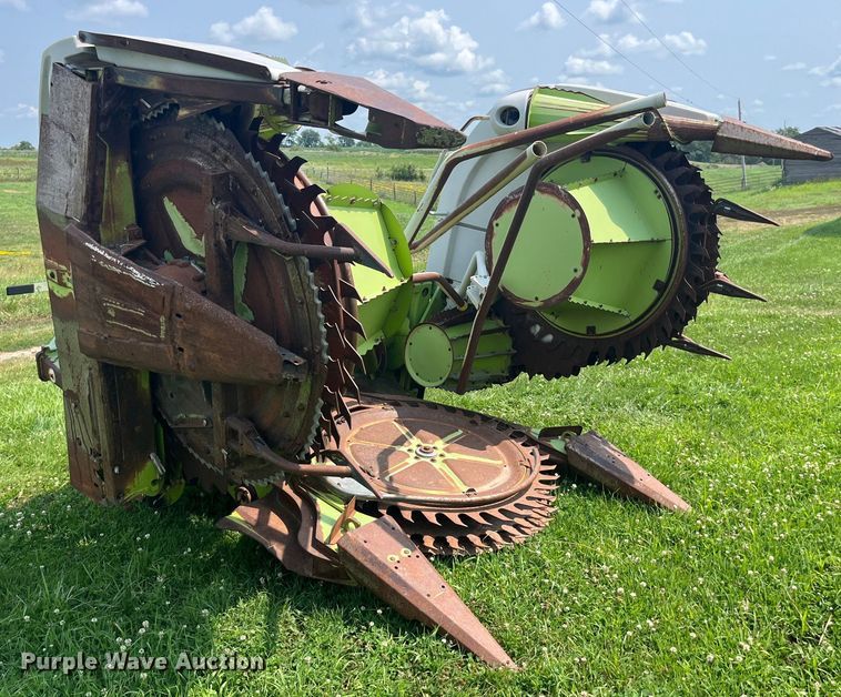 image for item EK8819 Claas RU450 rotary forage head