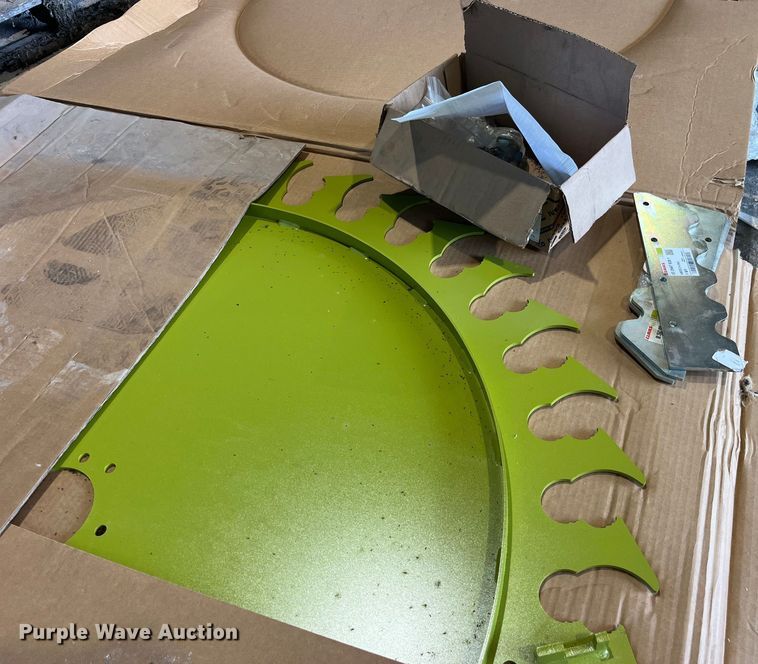 image for item EK8819 Claas RU450 rotary forage head