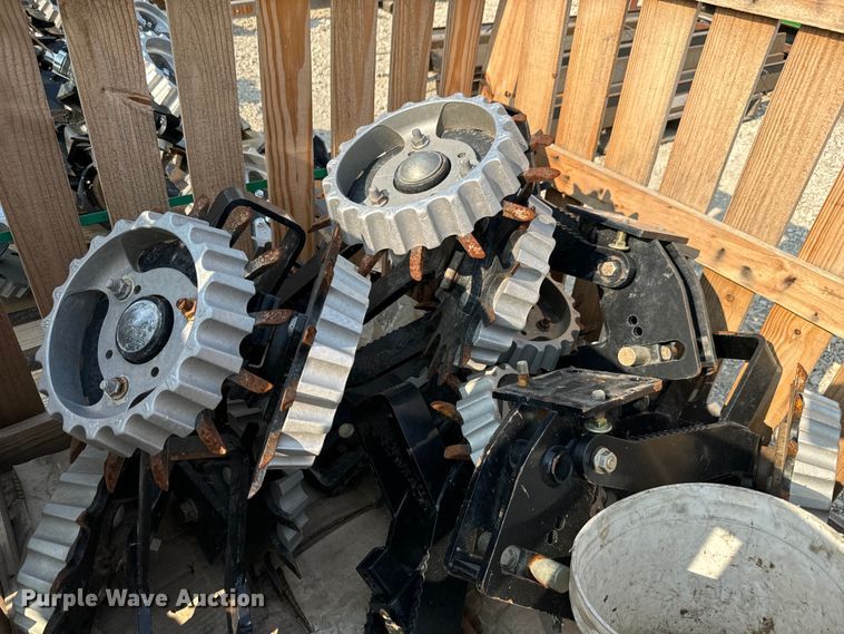 image for item LF9783 (12) row cleaners