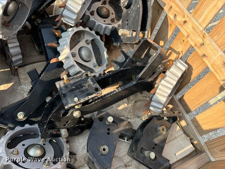 image for item LF9783 (12) row cleaners