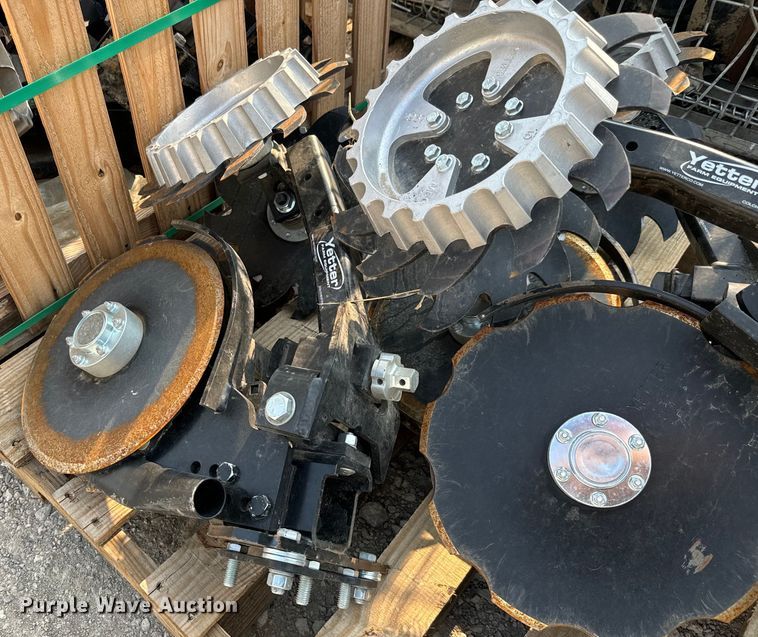 image for item LF9783 (12) row cleaners