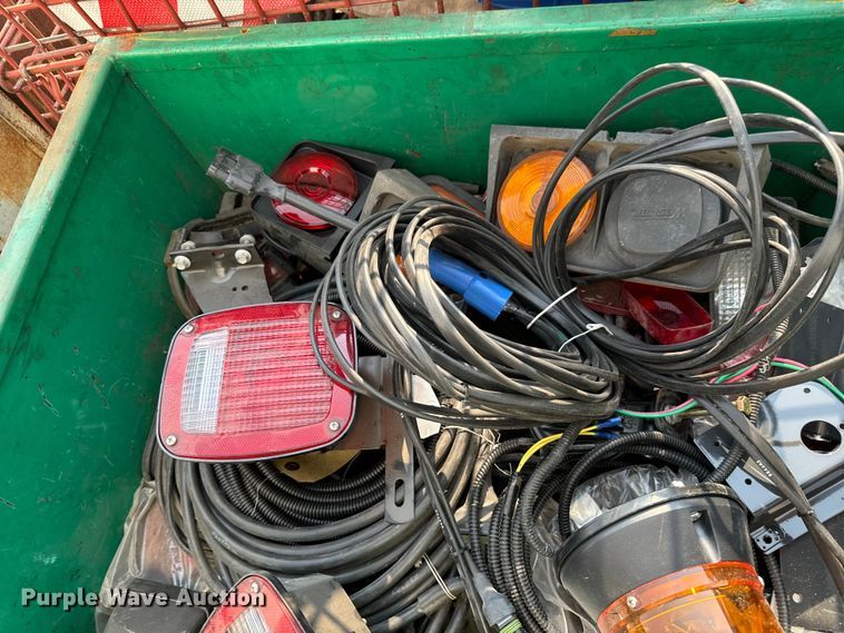 image for item LF9784 Planter parts