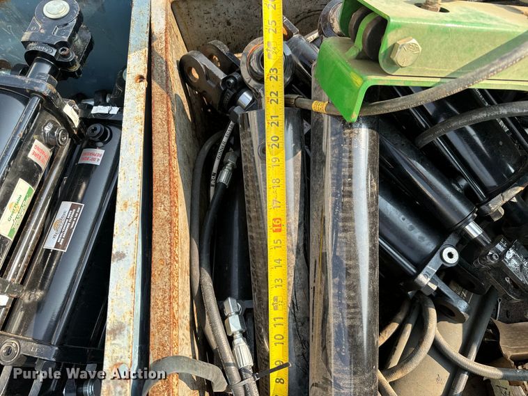 image for item LF9792 Hydraulic cylinders 