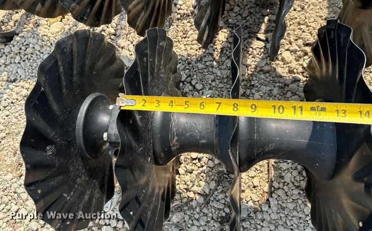 image for item LF9798 (5) vertical tillage disks