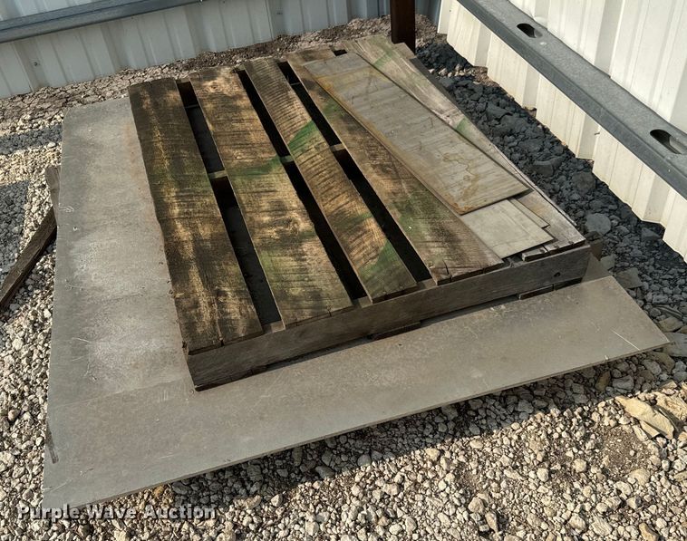 image for item LF9801 Lyons material rack 