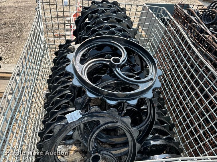 image for item LF9806 Approximately 40 seed bed rollers