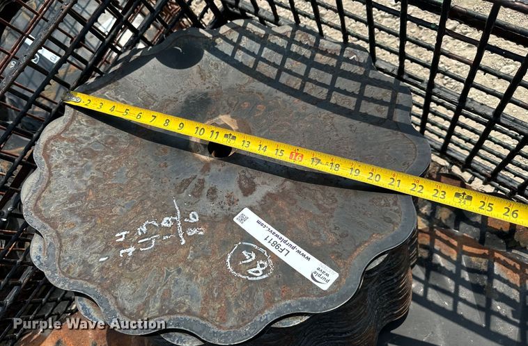 image for item LF9811 Approximately 86 vertical tillage disks