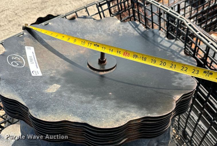 image for item LF9814 Approximately 93 vertical tillage disks 