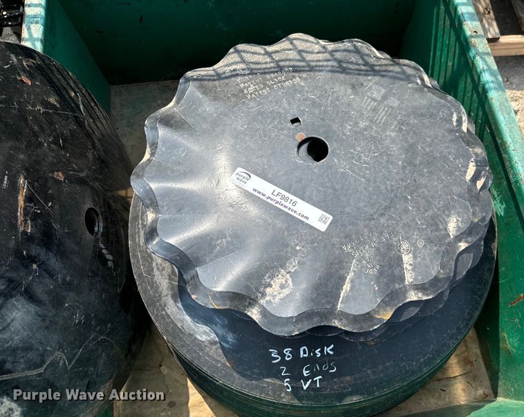 image for item LF9816 (38) disks