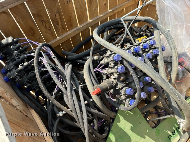 image for item LF9829 (3) pumps