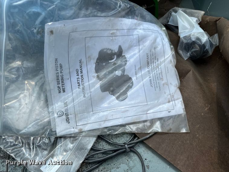 image for item LF9829 (3) pumps