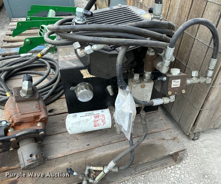 image for item LF9832 2017 AKG Cool-Line Wet kit