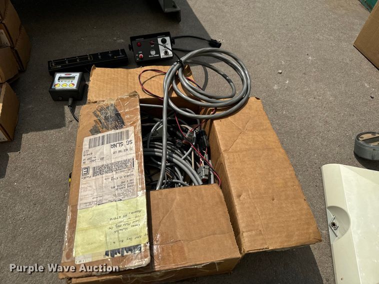 image for item LF9834 Planter parts